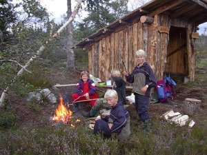 Bål høyrer med på tur