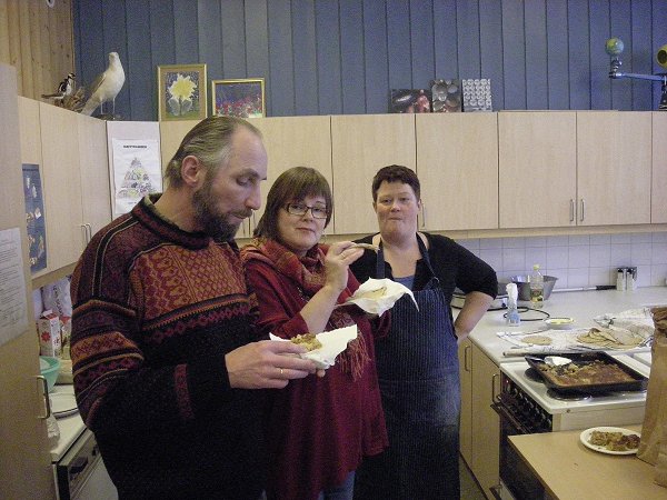 Foreldre med smaksprøver Foreldre med smaksprøver